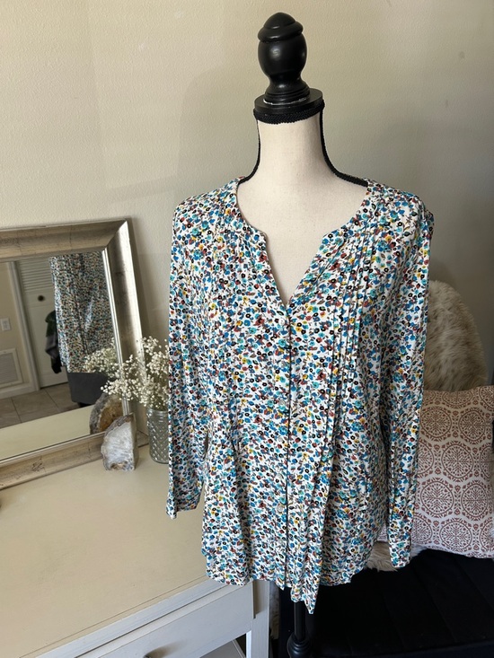 Anthropologie Tops - Jane & Delancey country Floral Pintuck Long-Sleeve button down Blouse White L